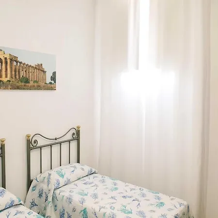 In Marinella Di Selinunte 150 M From The Sea Apartment