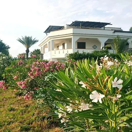 Apartment In Marinella Di Selinunte 150 M From The Sea *